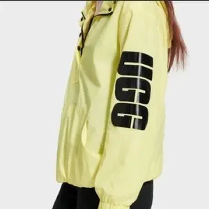SALE!!【UGG】CAMERON ANORAK JACKET♪撥水ジャケット♪軽量♪ SALE!!【UGG】CAMERON ANORAK JACKET♪撥水ジャケット♪軽量